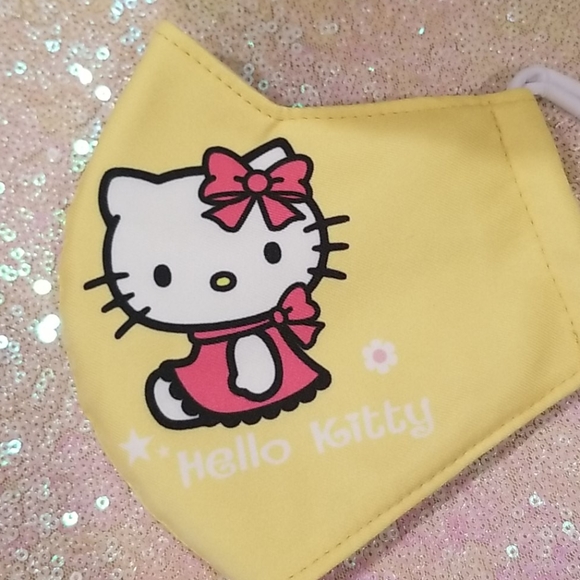 Hello Kitty Soft Face Mask - Picture 2 of 7